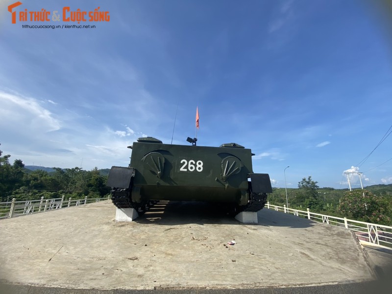 Quang Tri: Can canh xe tang 268 bieu tuong “da ra quan la danh thang”-Hinh-7