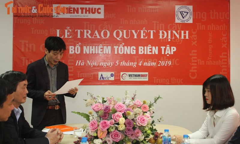 Ba Nguyen Thi Mai Huong tro thanh Tong bien tap Bao dien tu Kien Thuc-Hinh-2