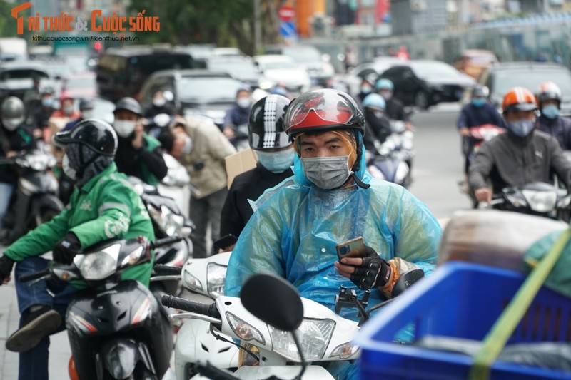 Nguoi dan Ha Noi co ro don dot lanh manh nhat tu dau mua