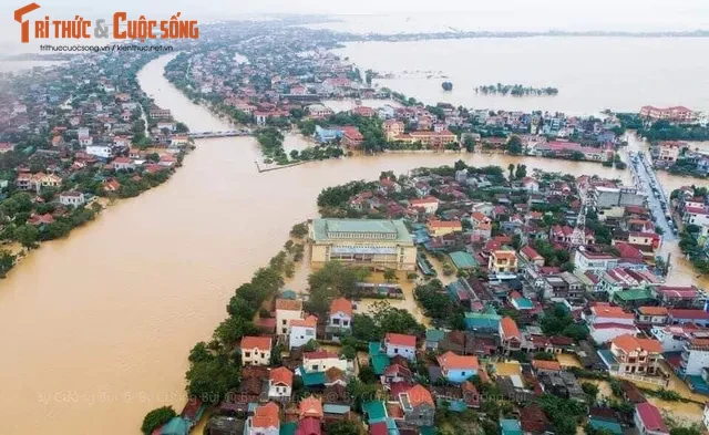 Ha Tinh, Quang Binh, Da Nang... gong minh vuot mua lu the nao?-Hinh-10