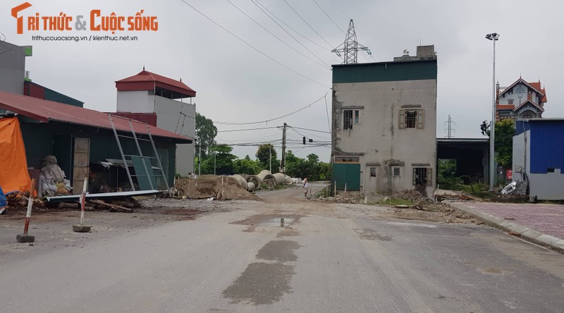 Hai Duong: Can canh 1,23km duong hon 3 nam chua hoan thanh-Hinh-8