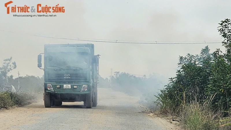 Hai Duong: San lap du an khu dan cu, xe tai “oach tac” duong 392B-Hinh-10