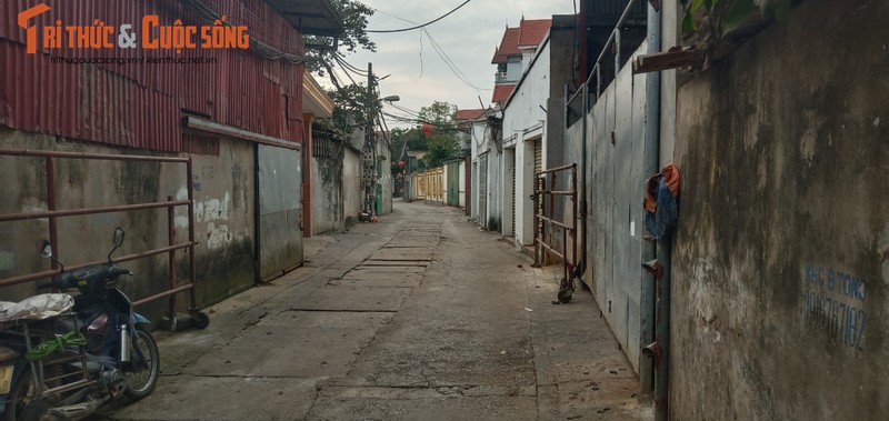 Ha Noi: Nhuc nhoi nhieu lo mo khong phep o xa Hai Boi