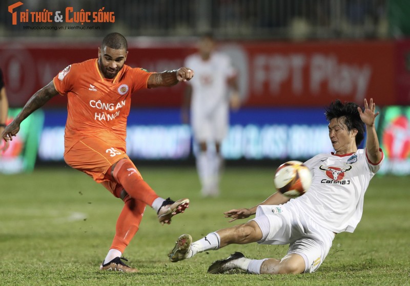 Hoa Cong an Ha Noi, HAGL van chua biet mui thang tai V-League 2023-Hinh-4