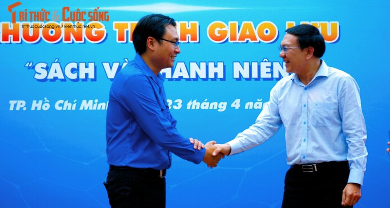 TP HCM: Trao tang 1.000 tai khoan sach noi-Hinh-2