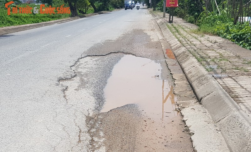 Ha Noi: Tinh lo 442 moi sua lai xuong cap nghiem trong-Hinh-8