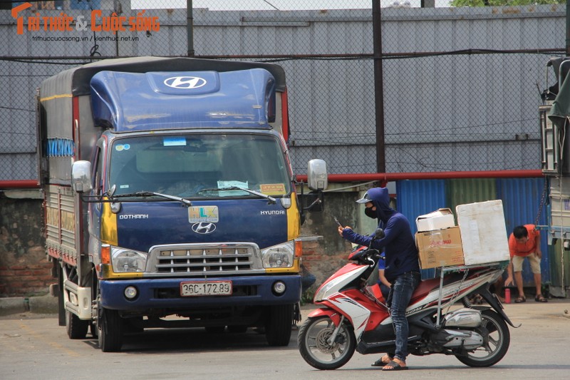 Can canh ben Nuoc Ngam cong khai tap ket hang “chui” mua dich-Hinh-9