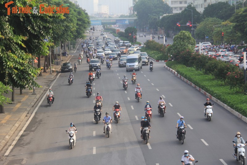 Cac “diem nong” giao thong Ha Noi the nao sau 2 thang gian cach?-Hinh-13