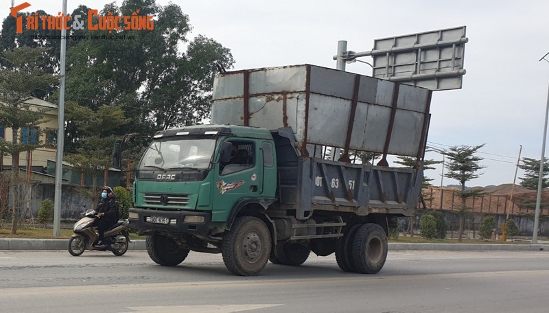 Xe coi noi thung, thanh long hanh o Quang Ninh: Van ban khong phu hop