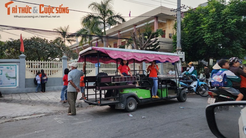 Xe dien 4 banh khong phep “tung hoanh” o Nam Dinh-Hinh-2