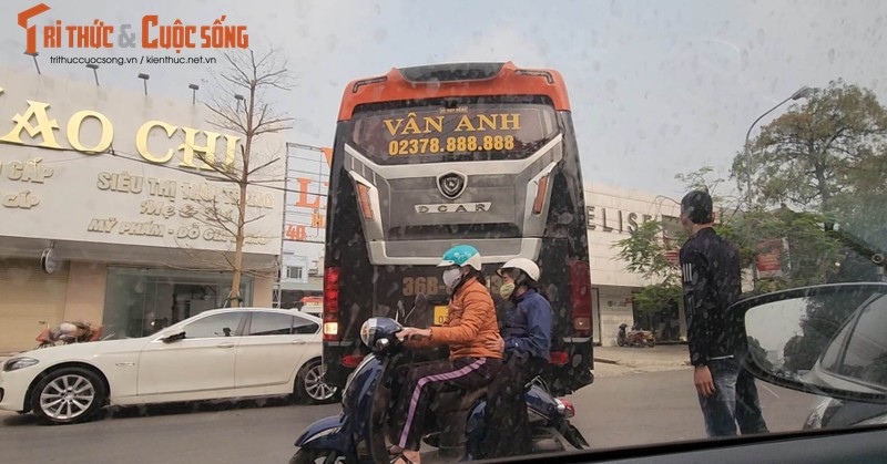 Thanh Hoa: Nha xe Van Anh lap bai don tra khach trai phep, khong PCCC-Hinh-2