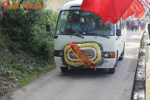 Nghen ngao tien dua Dai ta Tran Quang Khai ve noi an nghi cuoi cung-Hinh-2