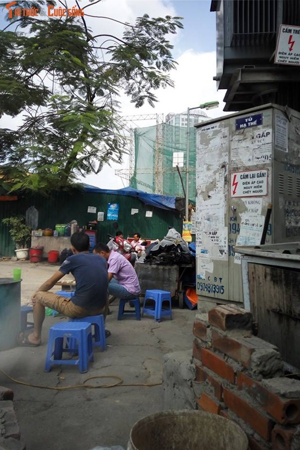 Nguoi Ha Noi dua gion tu than muu sinh quanh tu dien-Hinh-2