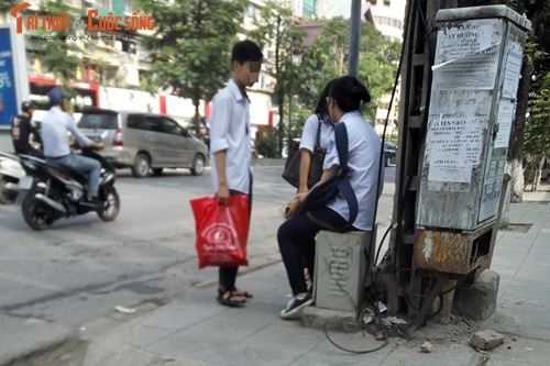 Nguoi Ha Noi dua gion tu than muu sinh quanh tu dien-Hinh-6