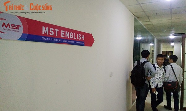 Trung tam MST English co co giao tieng Anh chui hoc sinh la “con lon” dao tao “chui”