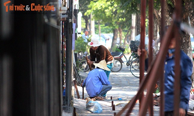 Can canh cuong che hang chuc nha hang tren duong Nguyen Khanh Toan