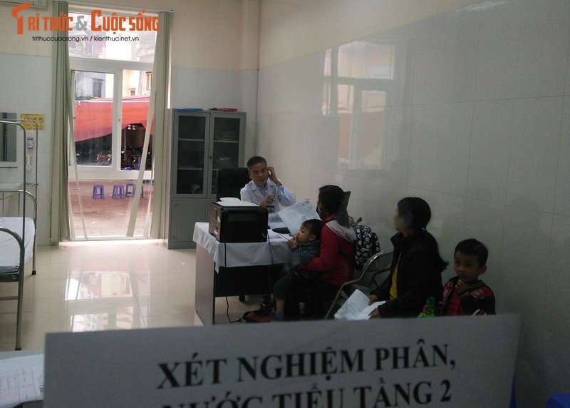 Ha Noi: Chat kin nguoi dem con toi xet nghiem san lon o vien-Hinh-7