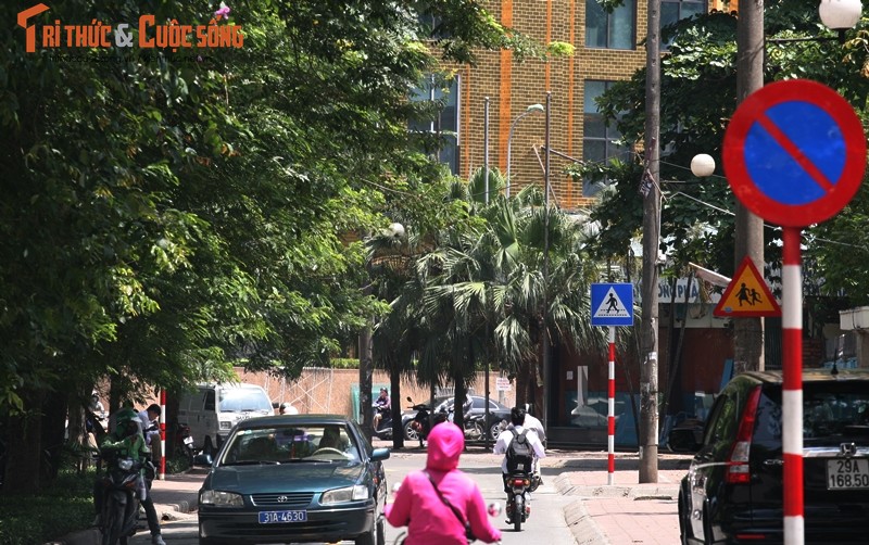 Toa nha dat vang 24k Ha Noi Golden Lake 