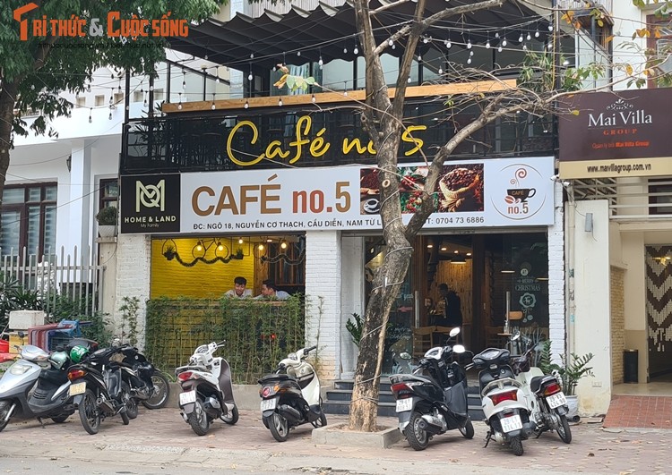 Ha Noi: Nhieu quan cafe “phot lo” chi dao phong dich COVID-19, ngang nhien hoat dong-Hinh-4