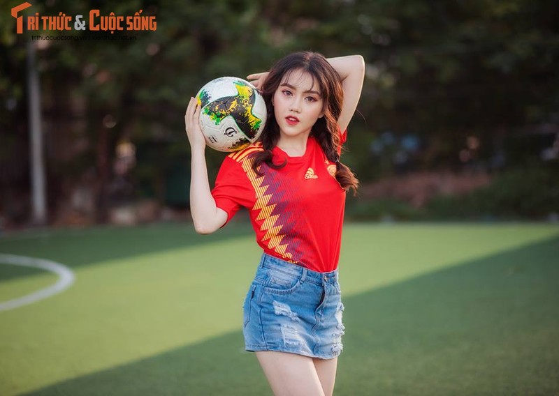 Cô Gái Việt Chọn Cửa Tây Ban Nha Vô Địch World Cup 2018