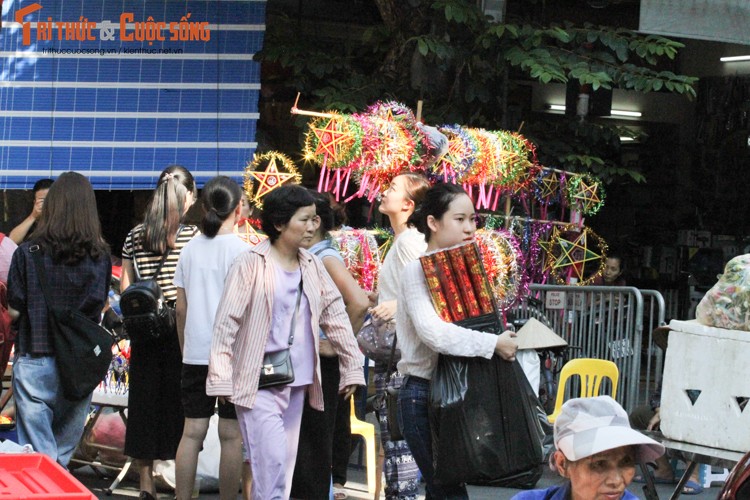 Nguoi dan Ha Noi choi Trung thu som, 