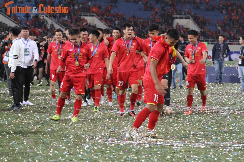 Doi tuyen Viet Nam vo dich AFF Cup va nhung hinh anh khong the quen-Hinh-9