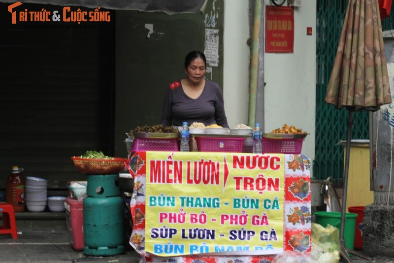 Mung 2 Tet, hang an via he Ha Noi tang gia van dat khach-Hinh-9