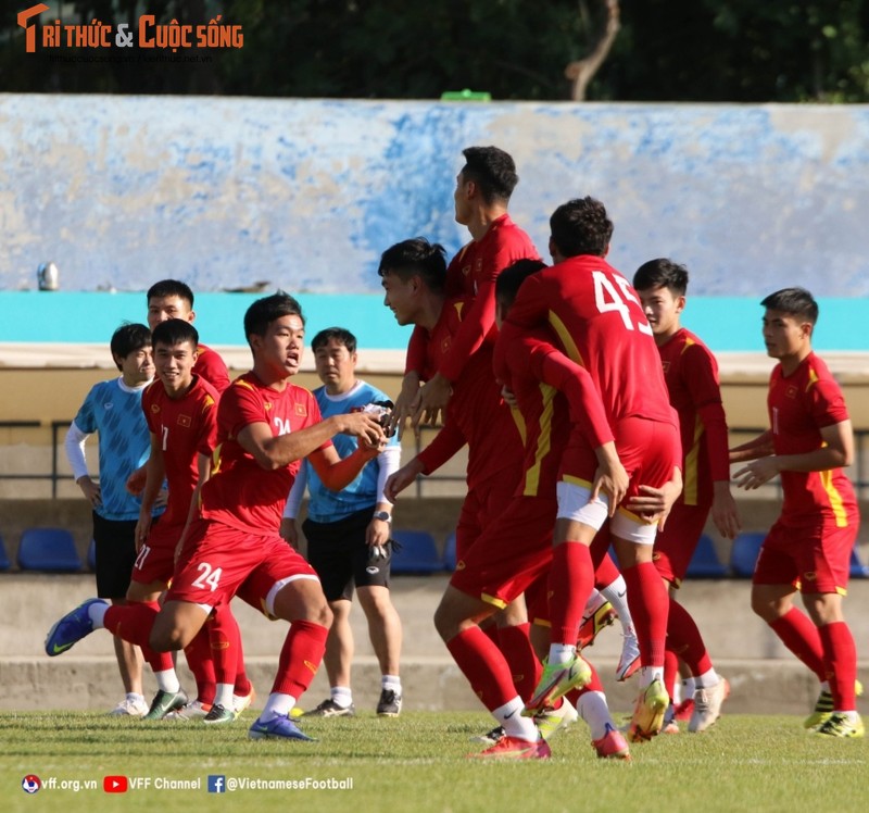 Thang Malaysia, U23 Viet Nam dat tay U23 Han Quoc vao tu ket-Hinh-29