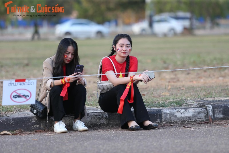 Lao 0-6 Viet Nam: “Chien binh Sao Vang” thi uy tai AFF CUP 2022-Hinh-19