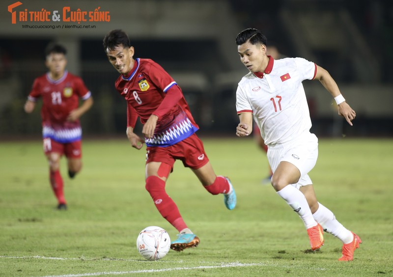 Lao 0-6 Viet Nam: “Chien binh Sao Vang” thi uy tai AFF CUP 2022