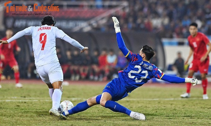 Viet Nam 3-0 Myanmar: 