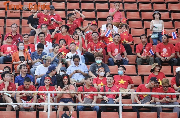 Thai Lan 1-0 Viet Nam: Loi chia tay buon cua thay Park-Hinh-12