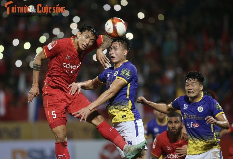 Van Quyet co cu dup, Ha Noi FC danh bai tan binh V-League 2023-Hinh-3