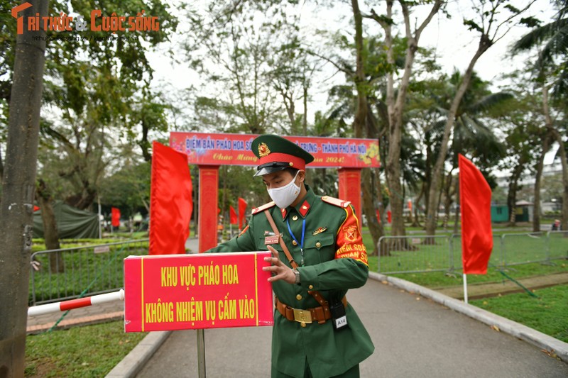 Ha Noi: Tran dia phao hoa san sang phuc vu nguoi dan don Giao thua-Hinh-12