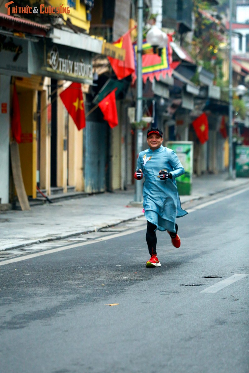 Nguoi Ha Noi thanh thoi tap the duc sang mung Mot Tet-Hinh-9