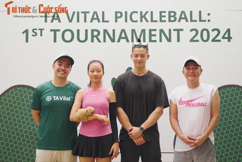 Giai Pickleball Amateur TA VITAL thu hut su chu y cua nhieu ban tre