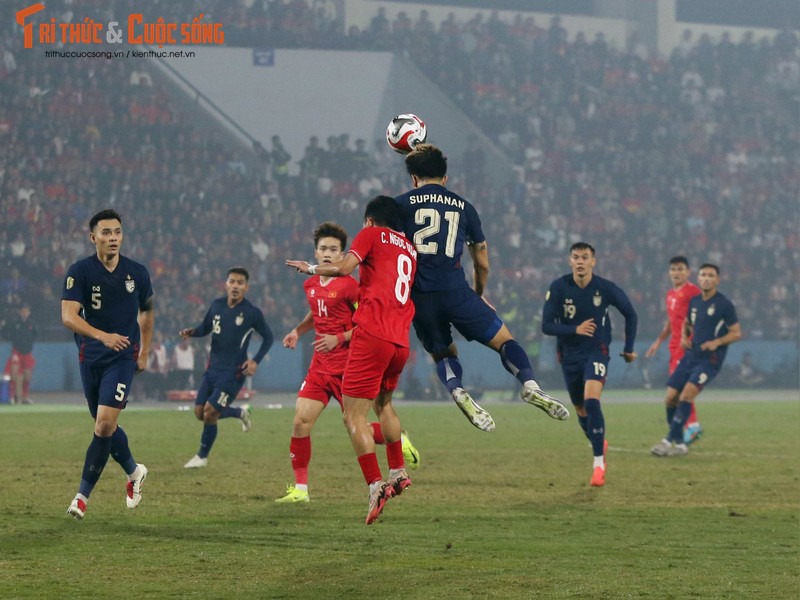 Thang Thai Lan, DT Viet Nam nam loi the tai chung ket AFF Cup-Hinh-2