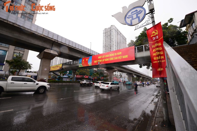 Ngay 27 Tet, giao thong Ha Noi khac la khien ai cung ngo ngang-Hinh-8