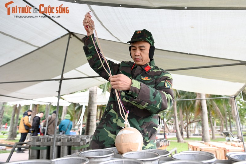 Tran dia phao hoa o Ha Noi san sang cho dem Giao thua-Hinh-5