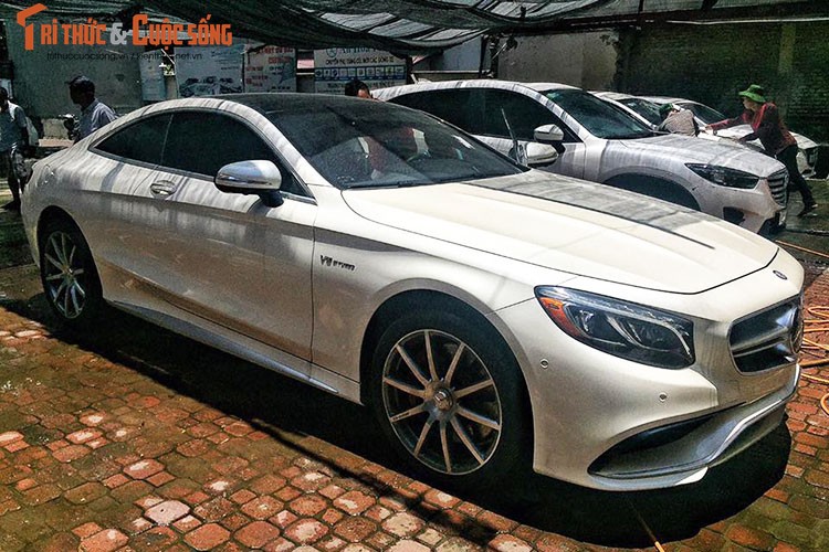 Mercedes S63 AMG coupe 2016 gia hon 9 ty ve VN