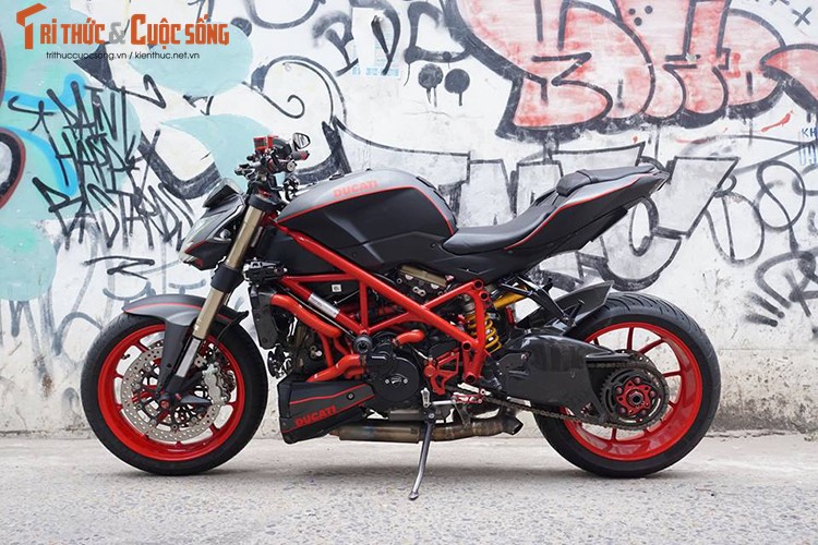 Ducati Streetfighter 848 sieu chat voi 