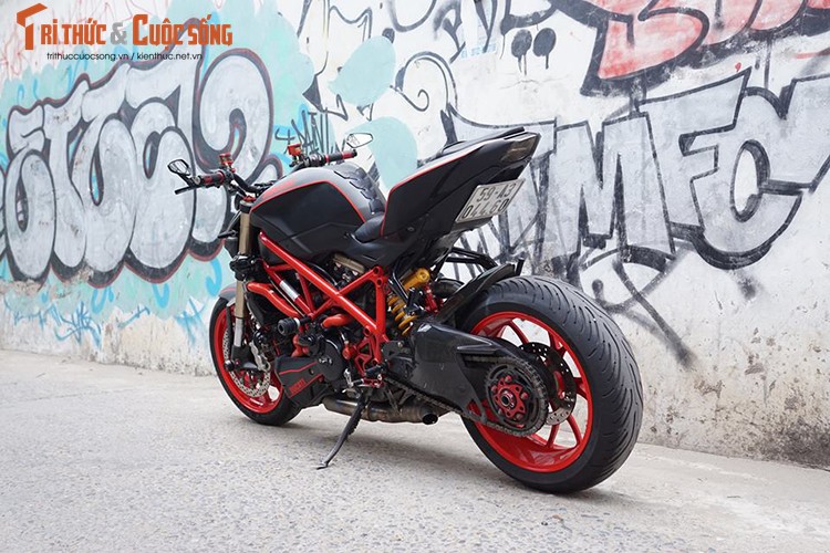 Ducati Streetfighter 848 sieu chat voi 