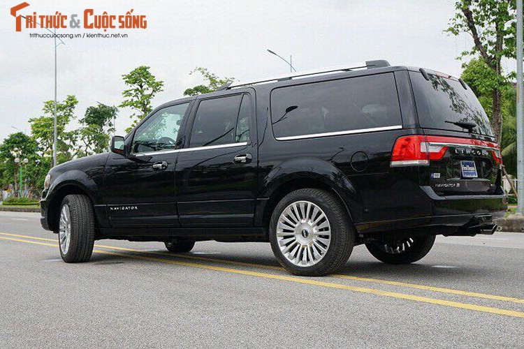 Can canh sieu SUV tien ty Lincoln Navigator L 2015 tai VN-Hinh-10