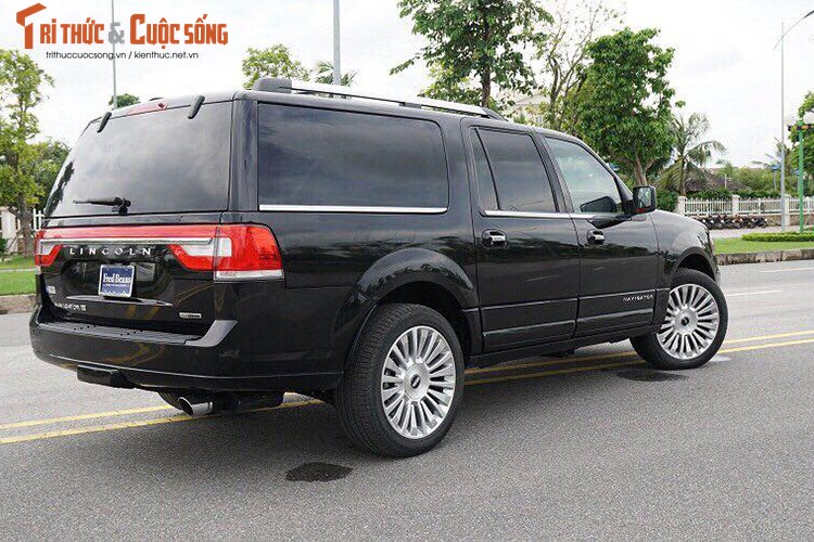 Can canh sieu SUV tien ty Lincoln Navigator L 2015 tai VN-Hinh-3