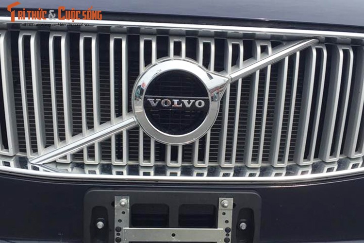 SUV hang sang Volvo XC90 gia hon 3 ty ve Ha Noi-Hinh-2