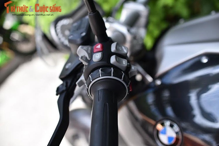 Can canh naked-bike BMW R1200R gia 756 trieu tai VN-Hinh-5