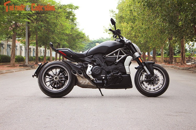 Can canh Ducati XDiavel gia 756 trieu tai Viet Nam-Hinh-2