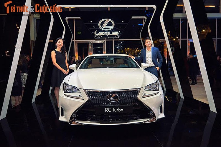 Xe tien ty Lexus RC noi bat tai Tuan le thoi trang 2016-Hinh-3