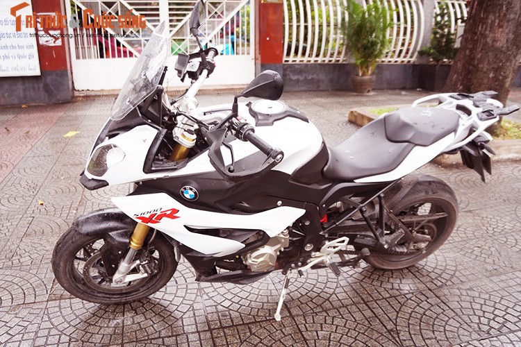 BMW S1000XR chinh hang gia hon 700 trieu tai VN-Hinh-14