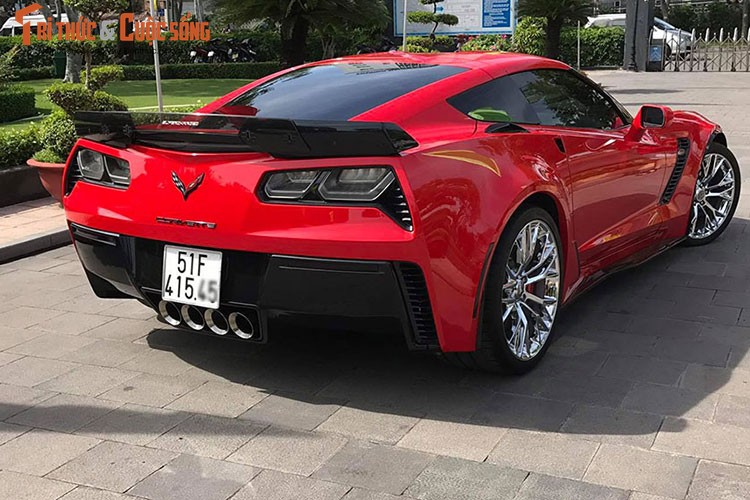 Sieu xe Corvette Z06 tien ty lan banh tai Sai Gon-Hinh-3